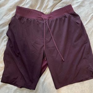 Lululemon Mens Athletic Shorts With Liner Size L